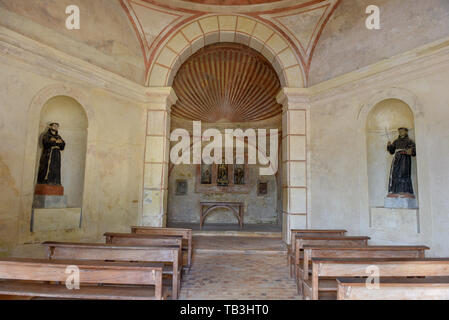 Innenraum der Kapelle Garcia d'Avila Castle in der Nähe von Praia do Forte in Brasilien Stockfoto