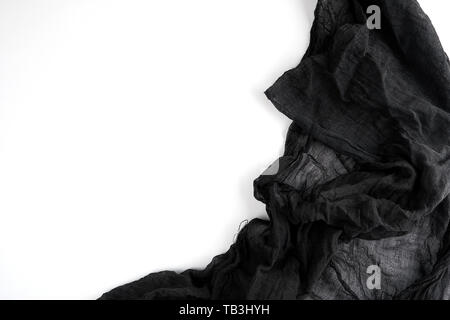 Schwarz Textil Gaze auf einem weißen Hintergrund, kopieren Raum Stockfoto