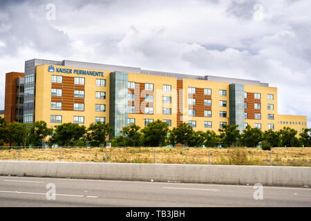 Mai 26, 2019 San Leandro/CA/USA - San Leandro Kaiser Permanente Medical Center in San Francisco Bay Area. Stockfoto