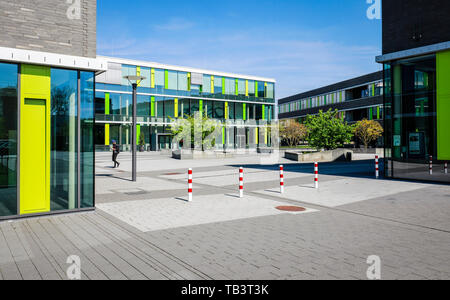 18.04.2019, Kamp-Lintfort, Nordrhein-Westfalen, Deutschland - die Euregio Rhein-Waal Hochschule für Angewandte Wissenschaften, Fakultät für Kommunikation und Umwelt, Lager Stockfoto