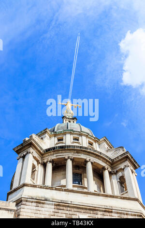 Die zentralen Strafgerichtshof, oder Old Bailey, dem historischen Gerichtsgebäude, wo die Öffentlichkeit besuchen können und in der auf hochkarätige kriminelle Versuche, London, UK sitzen Stockfoto