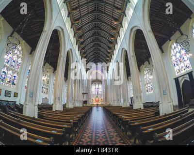 Der Innenraum von St. Edmundsbury Cathedral in Bury St. Edmunds, Suffolk, Großbritannien Stockfoto