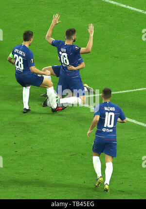 Chelseas Olivier Giroud (Mitte) feiert seine Seiten erste Ziel des Spiels mit Teamkollegen während der UEFA Europa League Finale im Olympiastadion, Baku, Aserbaidschan. Stockfoto