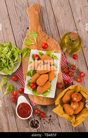 Liefe, Italienisch gebratener Reis Kugeln. Stockfoto