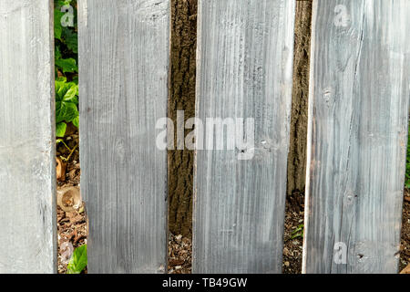 Grau lackiert Holzpaletten al Hintergrund Stockfoto