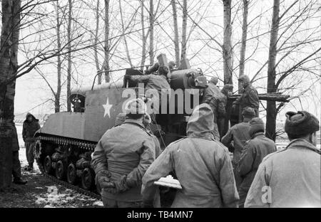 US-Armee/United States Army 74th Field Artillery Battalion - SELBSTFAHRLAFETTE M43 203 mm Gun Motor Carriage GMC M 43 8 Zoll Stockfoto