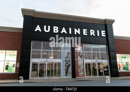 Ein logo Zeichen außerhalb eines Aubainerie Store in Saint-Martial-de-Montarville, Quebec, Kanada, am 21. April 2019. Stockfoto