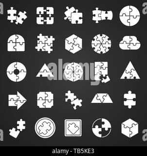 Puzzle Symbole auf schwarzem Hintergrund für Grafik- und Webdesign. Einfachen Vektor unterzeichnen. Internet Konzept Symbol für Website Taste oder mobile App. Stock Vektor