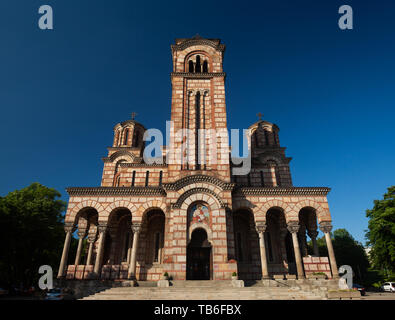 Weitwinkelaufnahme der St. Mark's Church, Belgrad, Serbien Stockfoto