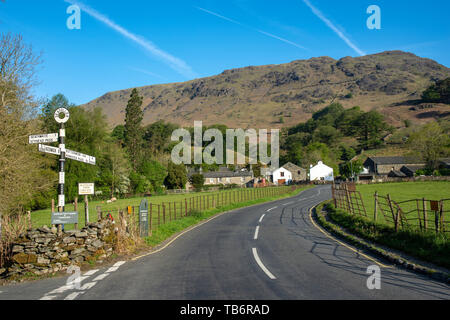 Die malerische hamblet von Seatoller im Borrowdale, in der Nähe von Keswick, das letzte Gebäude vor der Straße führt Sie über Honister Pass Stockfoto