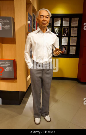 Bangkok, Thailand, März 2013 eine waxwork von m.r. Seni Pramoj auf Anzeige bei Madame Tussauds Wax Museum in Siam Discovery Stockfoto