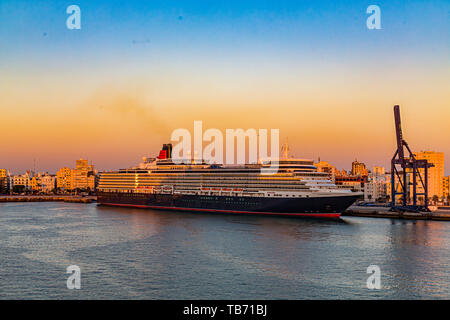 CADIZ, SPANIEN - 27. September 2016: C diz ist eine alte Stadt in Spanien. Der Hafen boomte im 16. Jahrhundert als Basis für Exploration und Handel, ist aber Stockfoto