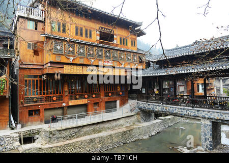 Das schöne Dorf Xijiang in Ost Guizhou, China. Stockfoto