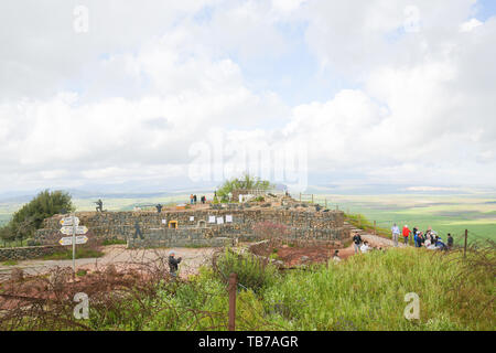 Quneitra, Israel - 16 April, 2019: Blick auf das Grenzgebiet zwischen Israel und Syrien über die Golanhöhen, die Israel gesehen. Stockfoto