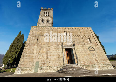 Barga Kathedrale von Saint Christopher (Collegiata di San Cristoforo) im romanischen Stil, X Jahrhundert, Provinz Lucca, Toskana, Italien, Europa Stockfoto