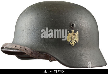 Schutzkleidung, Helme, Deutscher stahlhelm M 40, ausgestellt 1940, Armee muster, Editorial-Use - Nur Stockfoto