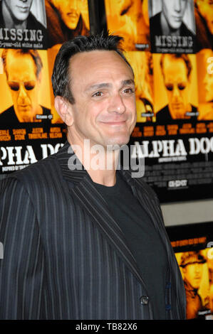 LOS ANGELES, Ca. Januar 03, 2007: Hank Azaria bei der Weltpremiere von "Alpha Dog" am Arclight Theater, Hollywood. Stockfoto