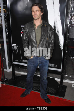 LOS ANGELES, Ca. Oktober 30, 2007: Olivier Martinez auf einem in der Branche Siebung für "American Gangster" am Arclight Theater, Hollywood. Stockfoto