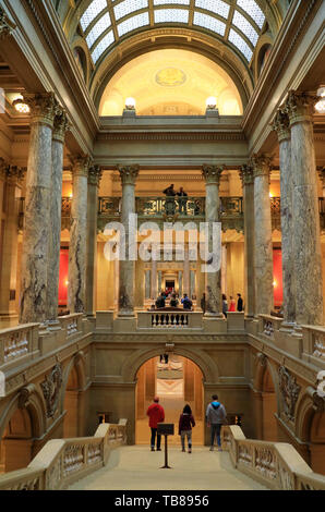 Die grand Treppen innerhalb von Minnesota State Capitol. Saint Paul Minnesota. USA Stockfoto