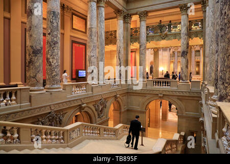 Die grand Treppen innerhalb von Minnesota State Capitol. Saint Paul Minnesota. USA Stockfoto