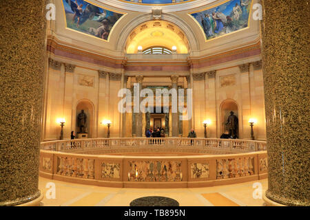 Rotunde innerhalb von Minnesota State Capitol. Saint Paul Minnesota. USA Stockfoto