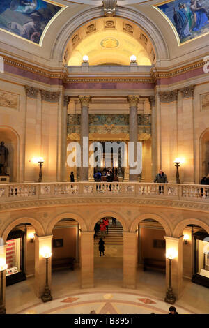 Rotunde innerhalb von Minnesota State Capitol. Saint Paul Minnesota. USA Stockfoto