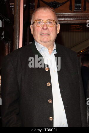 London, Großbritannien. 29 Mai, 2019. London, Großbritannien. Christopher Biggins am Starry Messenger drücken Sie die Nacht im Wyndhams Theatre, Leicester Square, London Am 29. Mai 2019 Ref: LMK73-J 4975-300519 Keith Mayhew / Sehenswürdigkeit Media WWW.LMKMEDIA.COM Credit: LMK MEDIA/Alamy leben Nachrichten Stockfoto