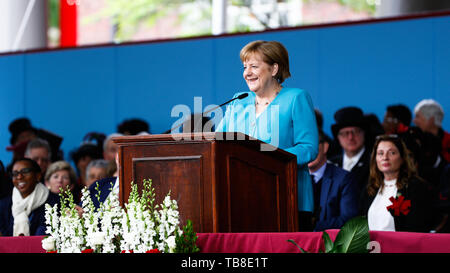 Cambridge, USA. 30 Mai, 2019. Bundeskanzlerin Angela Merkel (CDU) gibt eine Rede an der Harvard University. Bundeskanzlerin Angela Merkel (CDU) hat gezaubert, die internationale Zusammenarbeit und den freien Welthandel. Credit: Omar Rawlings/dpa/Alamy leben Nachrichten Stockfoto