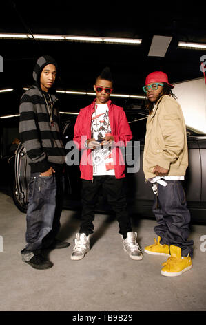 (L - R) Lil Za, Lil Twist und Lil Chuckee auf dem Set von Jungen Geld" Jedes Mädchen" in Los Angeles gefilmt, CA am 14. Februar 2009. Stockfoto