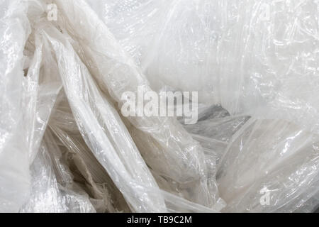 Nahaufnahme der Kunststofffolie Wrinkels verwendet Hitze schrumpfen Prozess Rohstoff Muster Detail Textur Stockfoto