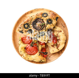 Mit leckeren italienischen Focaccia auf weißem Hintergrund Platte Stockfoto