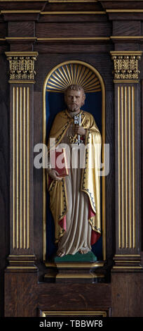 Kleine Statue von St. Peter Kirche St. Peter und Paul, Aldeburgh, Suffolk, England, Großbritannien Stockfoto