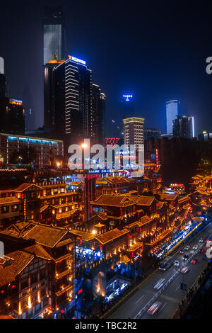 Tag und Nacht in Hongya Höhle Stockfoto