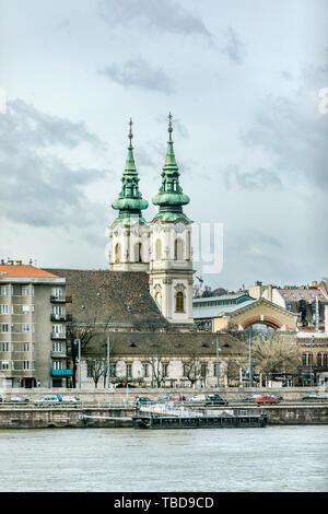 BUDAPEST, Ungarn - 24 August, 2018: Frühling Blick auf Budapest von der Donau Stockfoto