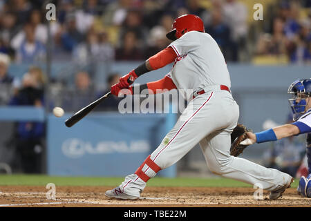 Los Angeles, CA, USA. 31. Mai, 2019. Philadelphia Phillies shortstop Jean Segura (2) an der Platte während des Spiels zwischen den Philadelphia Phillies und die Los Angeles Dodgers at Dodger Stadium Los Angeles, CA. (Foto von Peter Joneleit) Credit: Csm/Alamy leben Nachrichten Stockfoto