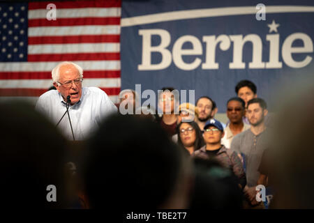 Pasadena, USA. 31. Mai, 2019. Der US-Senator und Präsidentschaftskandidat, Bernie Sanders, spricht auf einer Wahlkampfveranstaltung in Pasadena, Kalifornien. Der 2020 Präsidentschaftskandidat sprach mit Anhänger an das Pasadena Convention Center. Dieses Wochenende Sanders wird auch die 2019 Kalifornien demokratischen Partei State Convention in San Francisco besuchen. Credit: SOPA Images Limited/Alamy leben Nachrichten Stockfoto