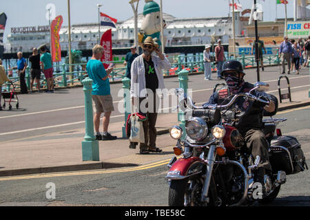 Brighton, UK. Samstag, den 1. Juni 2019. Tausende von Hells Angels Biker nehmen an einer dreitägigen Veranstaltung zum 50-jährigen Jubiläum des Clubs in Großbritannien bei Madeira drive Brighton, © Jason Richardson/Alamy leben Nachrichten Stockfoto