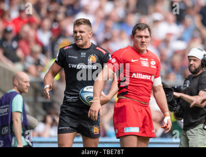 LONDON, GROSSBRITANNIEN. 01th, Juni 2019. Henry Slade Exeter Chiefs Kerben versuchen während Gallagher Premiership Rugby Finale zwischen Sarazenen und Exeter Chiefs bei Twickenham Stadion am Samstag, den 01. Juni 2019. LONDON England. (Nur redaktionelle Nutzung, eine Lizenz für die gewerbliche Nutzung erforderlich. Keine Verwendung in Wetten, Spiele oder einer einzelnen Verein/Liga/player Publikationen.) Credit: Taka G Wu/Alamy leben Nachrichten Stockfoto