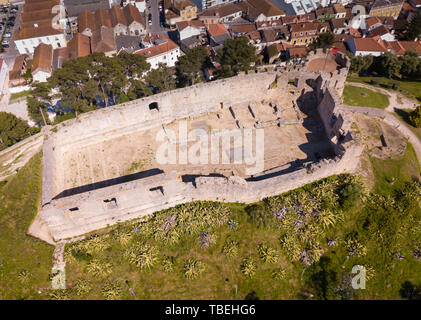 Luftaufnahme der Festung in kleinen portugiesischen Stadt Torres Vedras Stockfoto