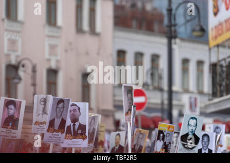 Wladiwostok, Primorski Krai - Mai 9, 2019: Patriotische Aktion 'Unsterblichen Regiment' Stockfoto