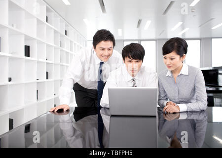 Business Team Kommunikation im Büro Stockfoto