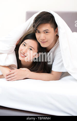 Ein paar Süße Leben im Schlafzimmer Stockfoto