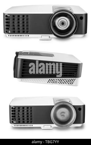 Weiß Multimedia Projektor isoliert auf weißem Stockfoto