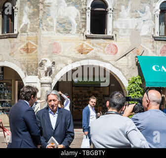 TRENTO, Italien-31 Mai, 2019: Internationales Festival der Wirtschaft, Domplatz, Trento, Trentino Alto Adige, Italien, Europa. Innocenzo Cipolletta, Festiva Stockfoto