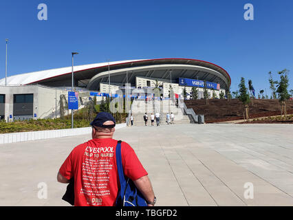 Liverpool fans Ansatz das Estadio Metropolitano Stadion als Wanda metropolitano Home von Atletico Madrid am Morgen der UEFA Champions League bekannt, 1. Juni 2019. Stockfoto