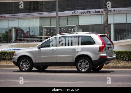 Chiangmai, Thailand - 21. Mai 2019: mit dem eigenen Auto, Volvo XC90. Foto an der Straße Nr. 121 ca. 8 km von der Innenstadt von Chiang Mai, Thailand. Stockfoto