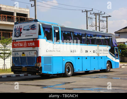 Chiangmai, Thailand - 26. Dezember 2012: cherdchai Tour Company Bus. Route Bangkok und Chiang Mai. Foto bei Chiangmai bus station. Stockfoto