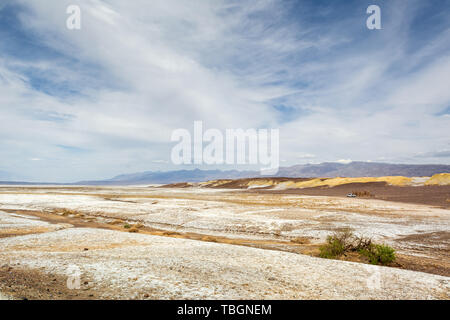 Historische Harmony Borax arbeitet mit Exponaten auf dem Trail. Death Valley National Park in Kalifornien, USA Stockfoto