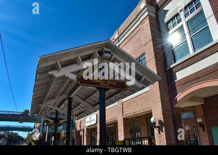 Ybor City Tampa Bay, Florida. Januar 19, 2019 Blick von Oben auf die Centro Ybor Station. Stockfoto