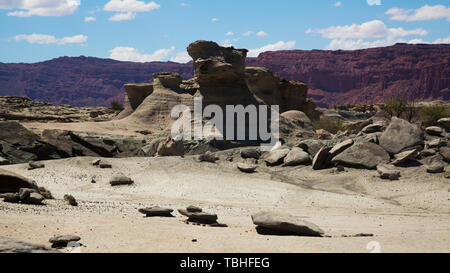 Formationen der Steine in der Wüste von ischigualasto Provincial Park, Nord-westlichen Argentinien, Patagonien Stockfoto